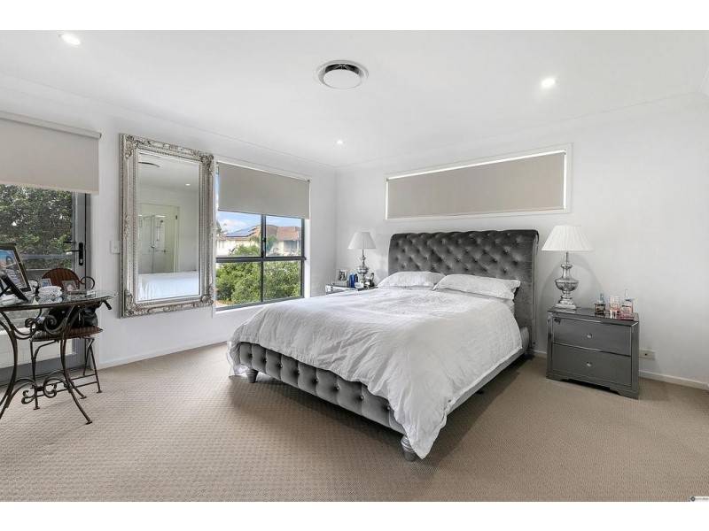 68 Highland Crescent, Belmont QLD 4153