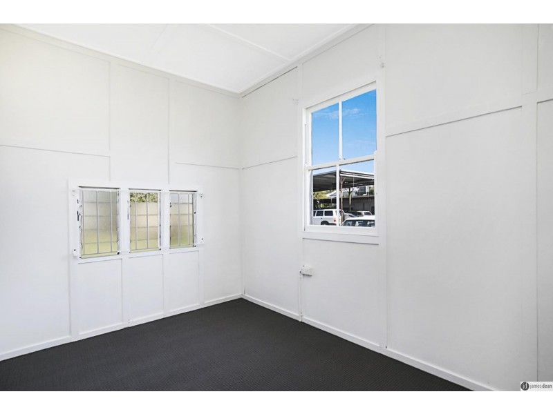 12 Alexander Street, Lota QLD 4179