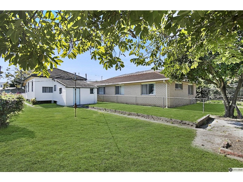 12 Alexander Street, Lota QLD 4179