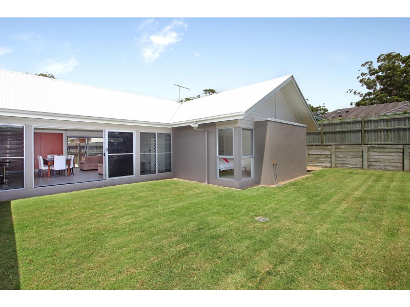 69 Mossvale Drive, Wakerley QLD 4154