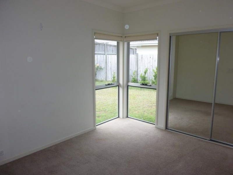 9 Mossvale Drive, Wakerley QLD 4154