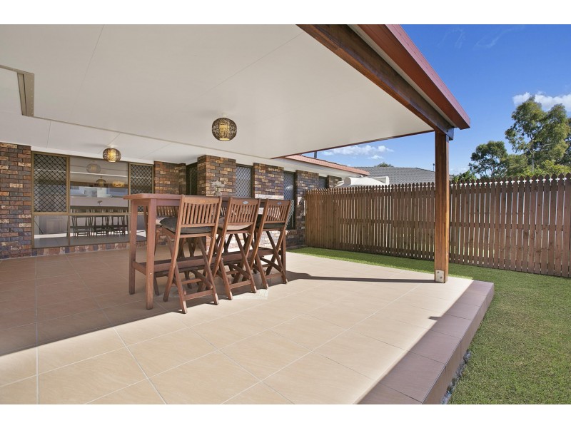 66 Wirra Circuit, Wynnum West QLD 4178