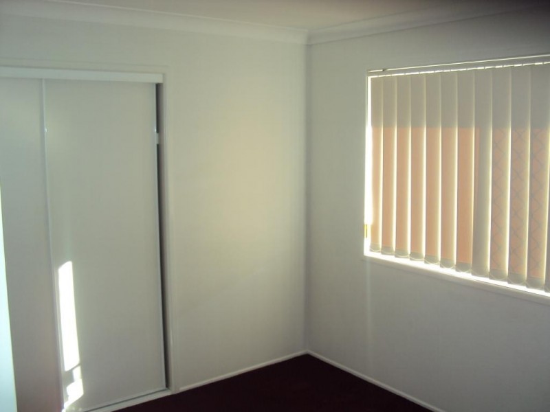 99 Evelyn Road, Wynnum West QLD 4178