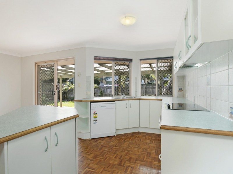 8 Eadie Place, Hemmant QLD 4174