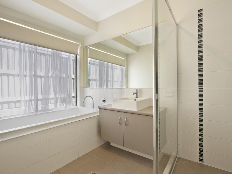 54 Gumdale Street, Wakerley QLD 4154