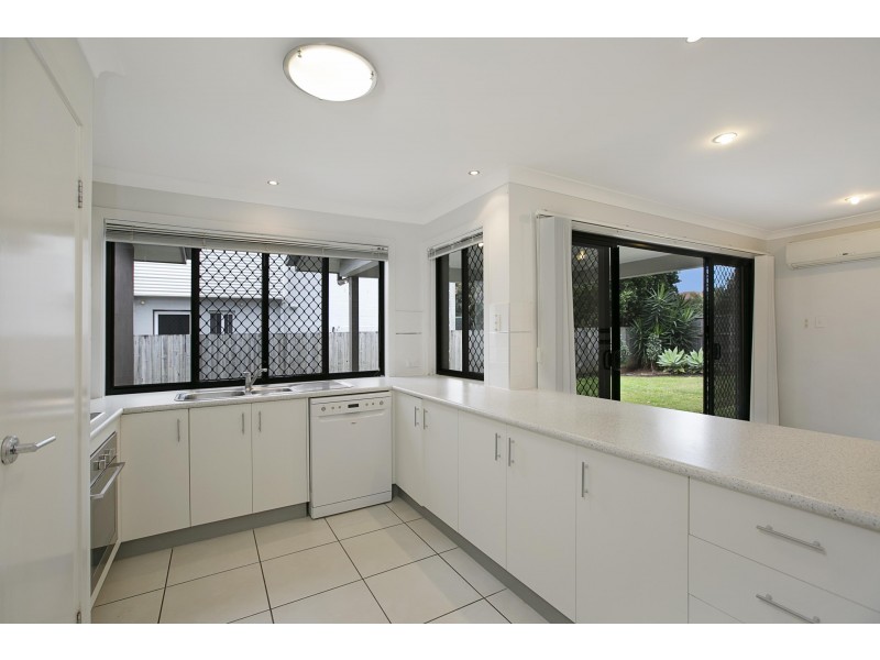 29 Whatmore Place, Manly West QLD 4179