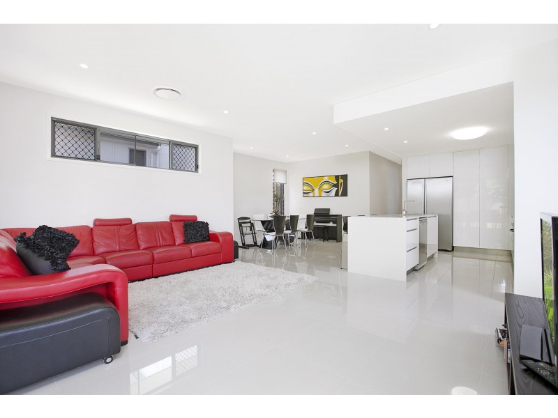 19a Buderim Street, Manly QLD 4179