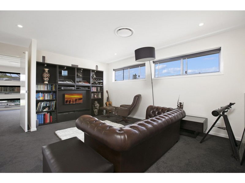 19a Buderim Street, Manly QLD 4179