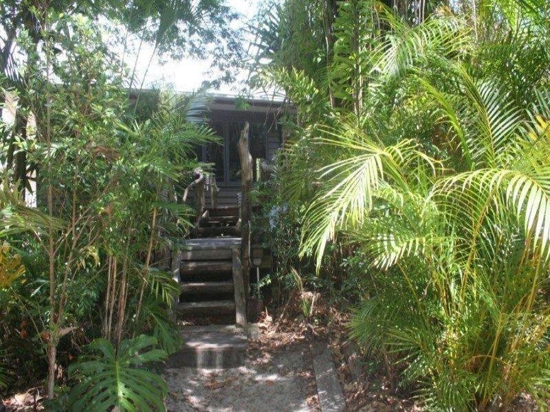 18 Midgen Street, Kooringal QLD 4025