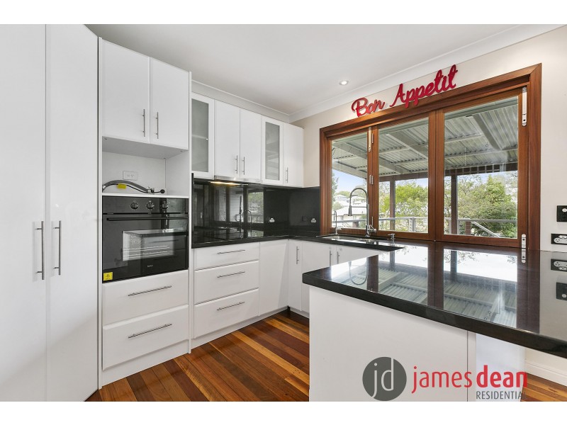 15 Amethyst Street, Holland Park QLD 4121