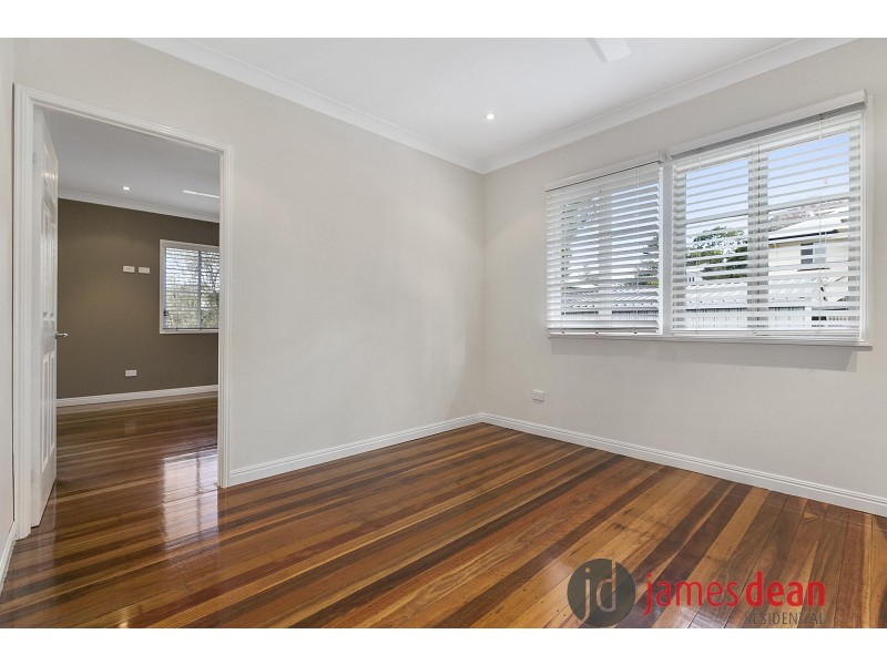 15 Amethyst Street, Holland Park QLD 4121