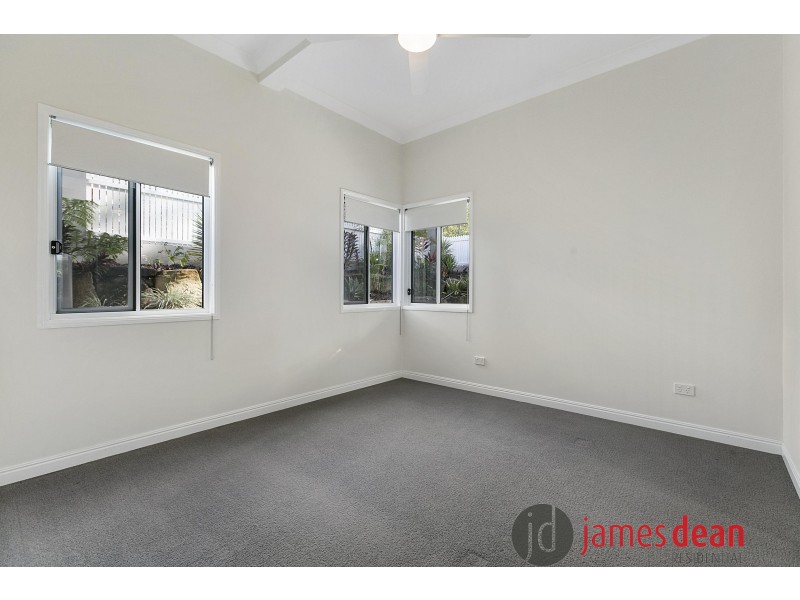 15 Amethyst Street, Holland Park QLD 4121