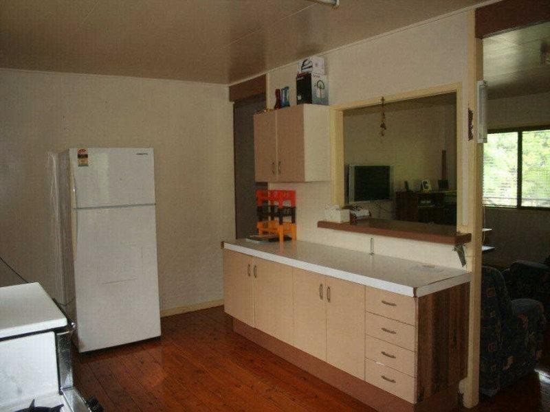 73 Midgen Street, Kooringal QLD 4025