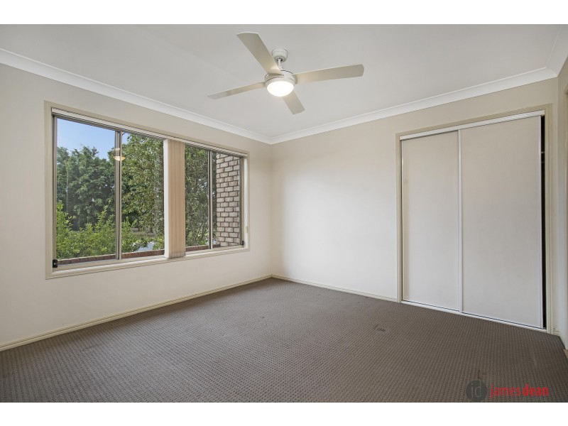 39 Pinewood Street, Wynnum West QLD 4178