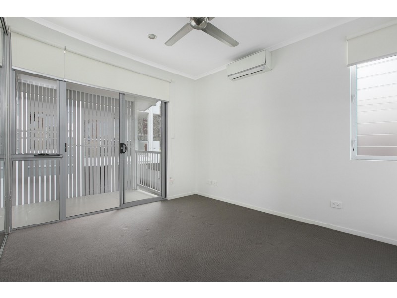 3/64 Pembroke Road, Coorparoo QLD 4151