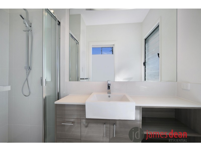 147 Pine Street, Wynnum QLD 4178