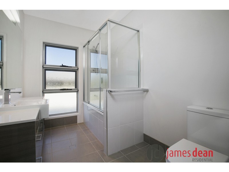 147 Pine Street, Wynnum QLD 4178