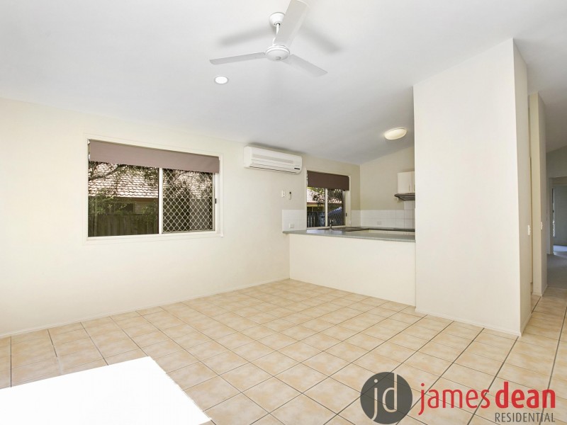 84 Matthews Way, Wakerley QLD 4154