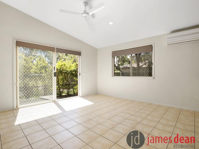 84 Matthews Way, Wakerley QLD 4154