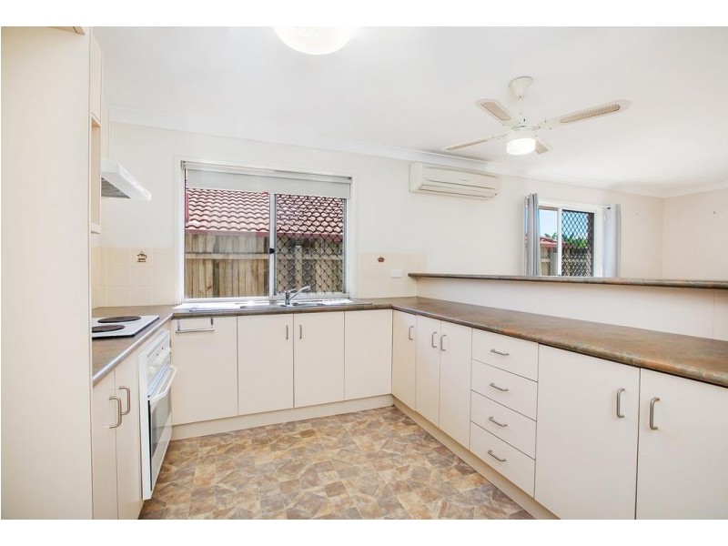 11 Buderim Street, Manly QLD 4179