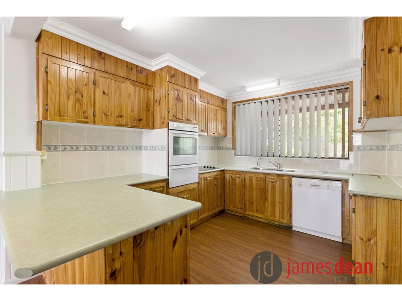 36 Banbury Street, Carina QLD 4152