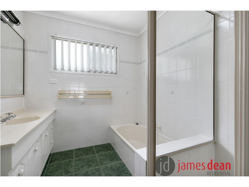 36 Banbury Street, Carina QLD 4152