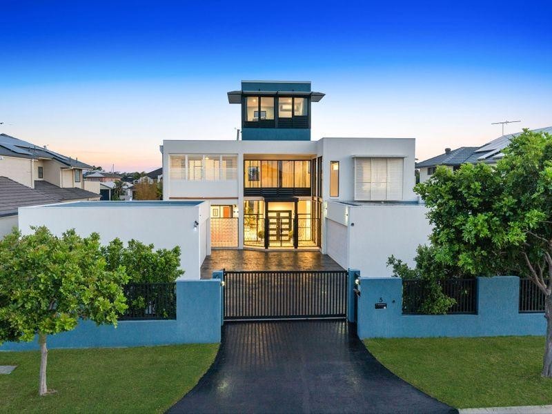 5 Downwind Court, Birkdale QLD 4159