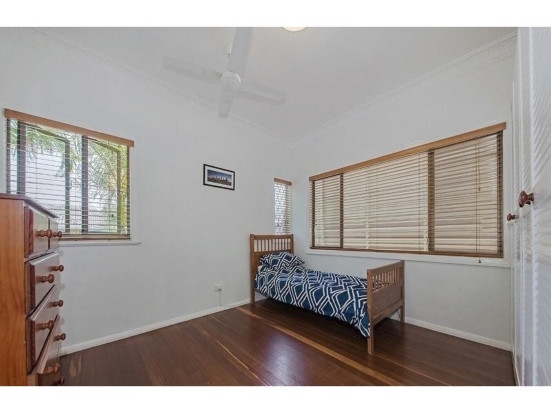 58 Alastair Street, Lota QLD 4179