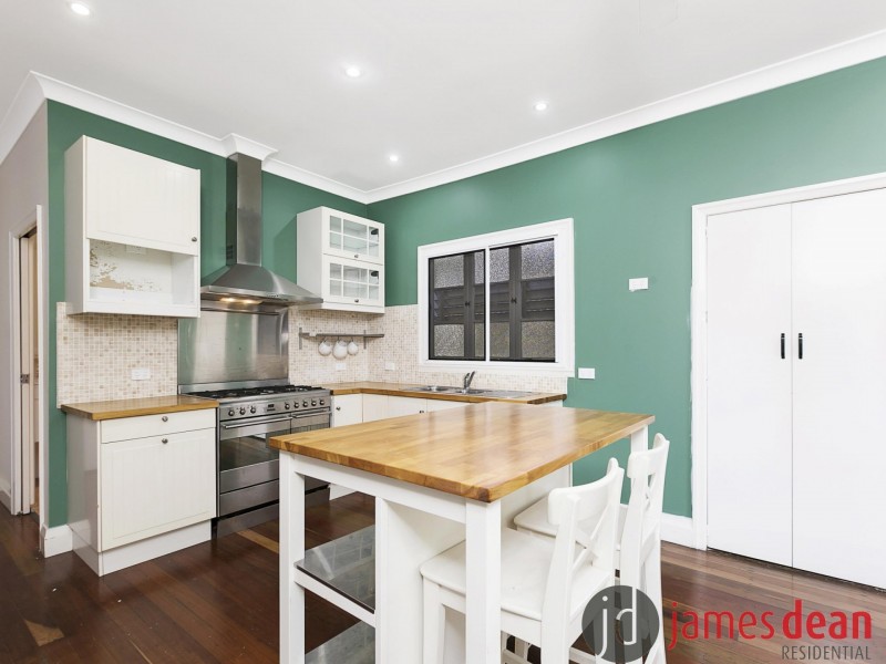 48 Roseneath Parade, Wynnum West QLD 4178