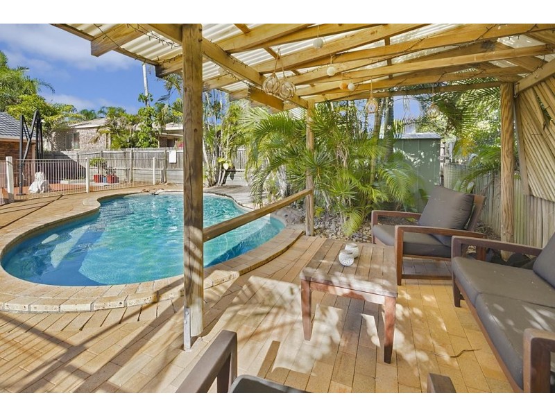 35 Talwong Street, Manly West QLD 4179