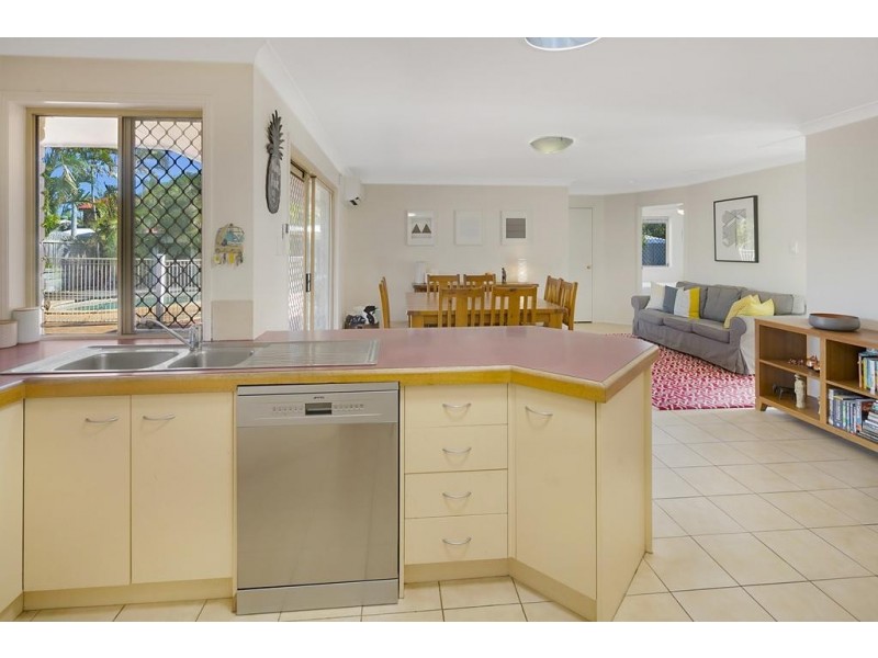 35 Talwong Street, Manly West QLD 4179