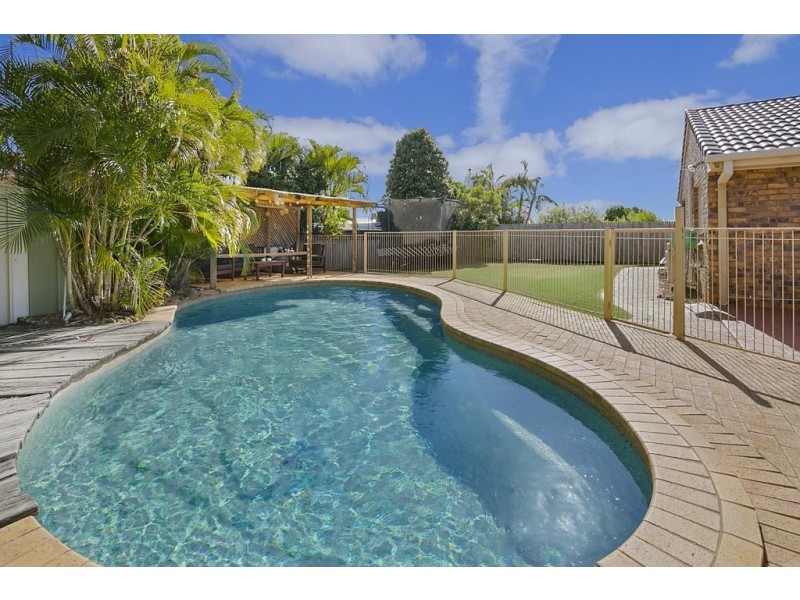 35 Talwong Street, Manly West QLD 4179