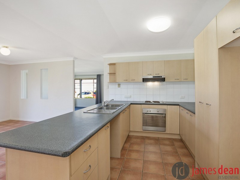 4 Ursula Place, Wynnum West QLD 4178