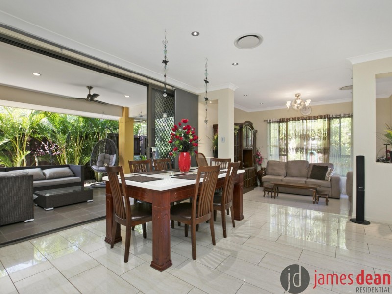 41 Foxwood Circuit, Wakerley QLD 4154