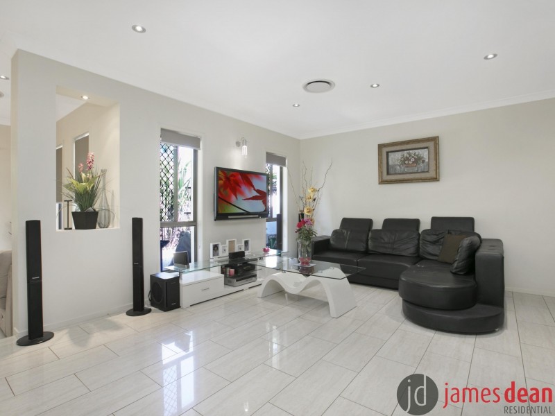 41 Foxwood Circuit, Wakerley QLD 4154