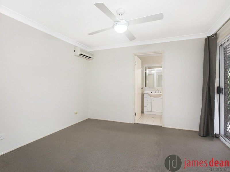 32 Mitchell Place, Belmont QLD 4153