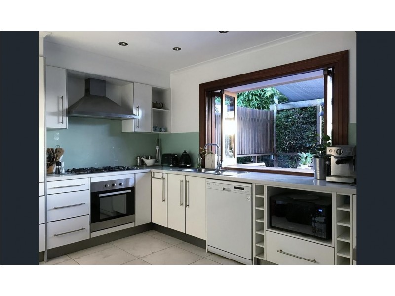 7 Unsworth Street, Belmont QLD 4153