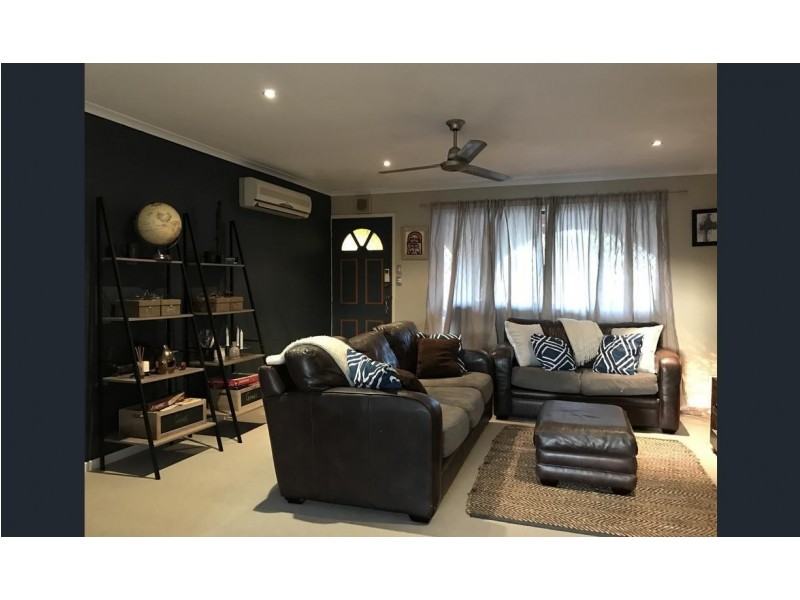 7 Unsworth Street, Belmont QLD 4153