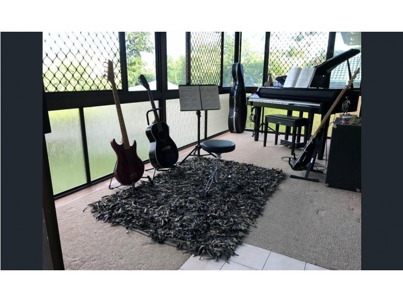 7 Unsworth Street, Belmont QLD 4153