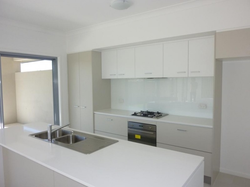 83 Highland Crescent, Belmont QLD 4153