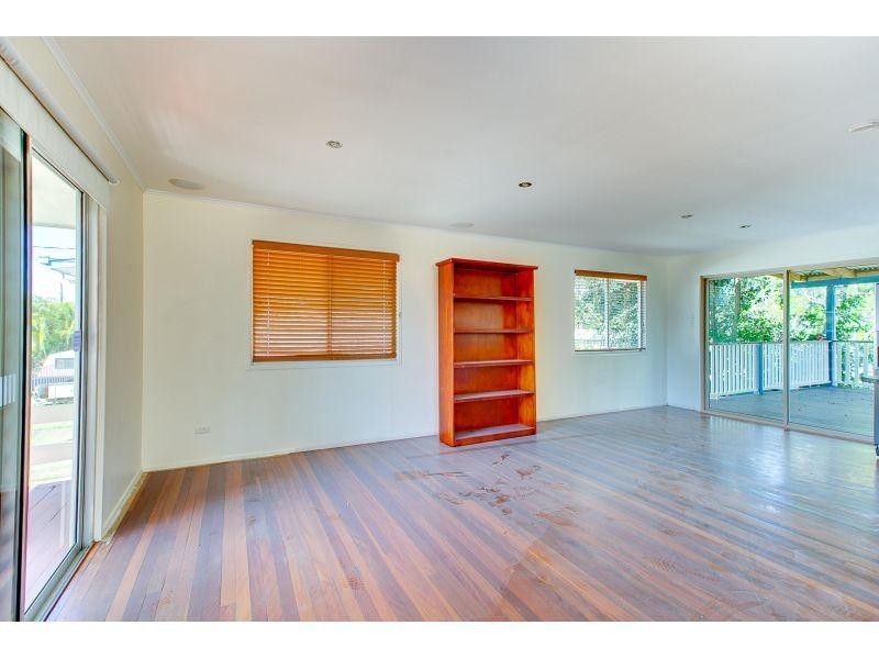 24 Wunulla Street, Thorneside QLD 4158