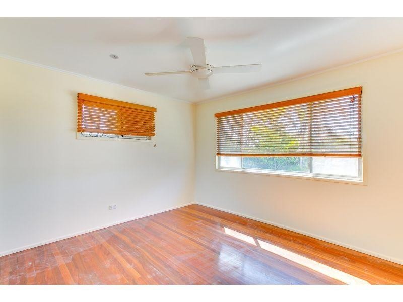 24 Wunulla Street, Thorneside QLD 4158