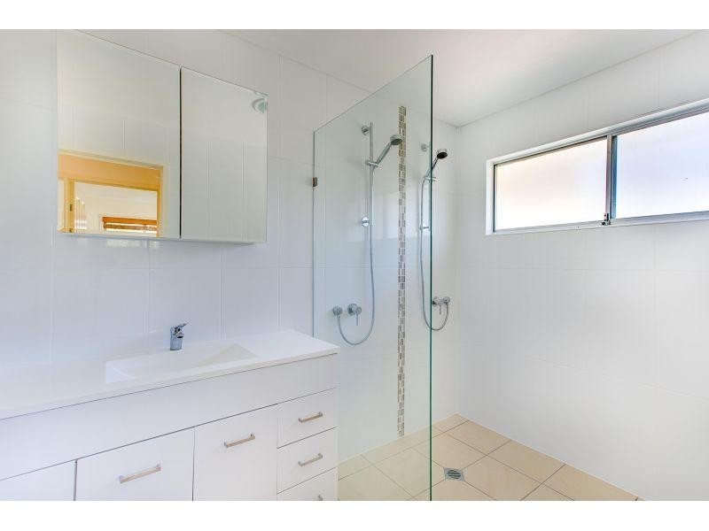 24 Wunulla Street, Thorneside QLD 4158