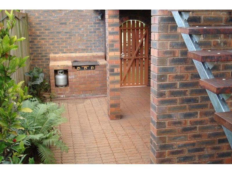 8 Catamaran, Manly West QLD 4179