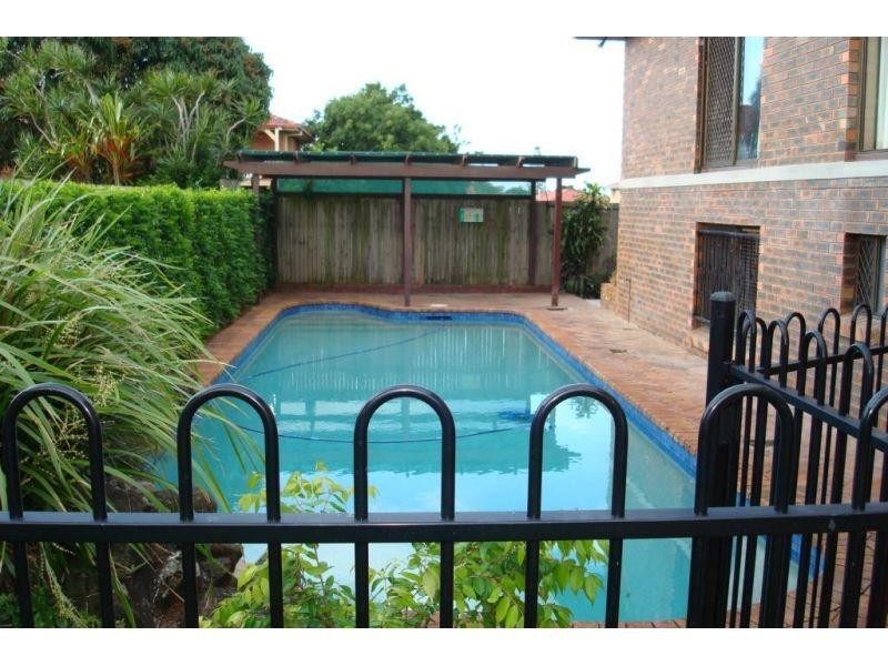 8 Catamaran, Manly West QLD 4179