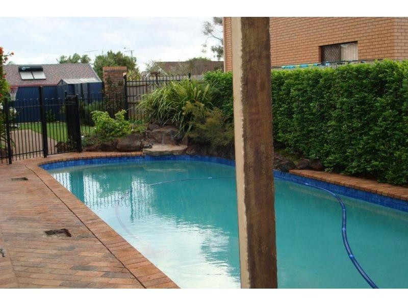 8 Catamaran, Manly West QLD 4179