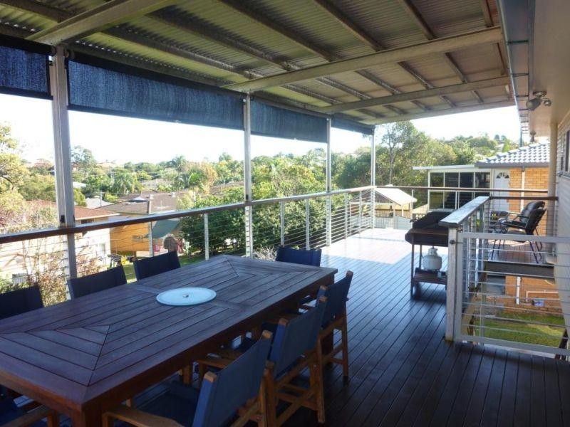 8 Nemarra Street, Wynnum West QLD 4178