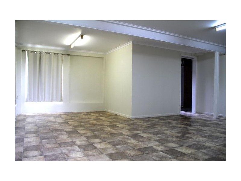 9 Orsan Street, Wynnum West QLD 4178