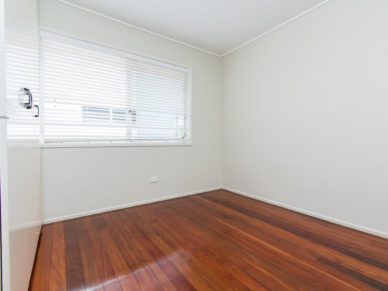 9 Orsan Street, Wynnum West QLD 4178