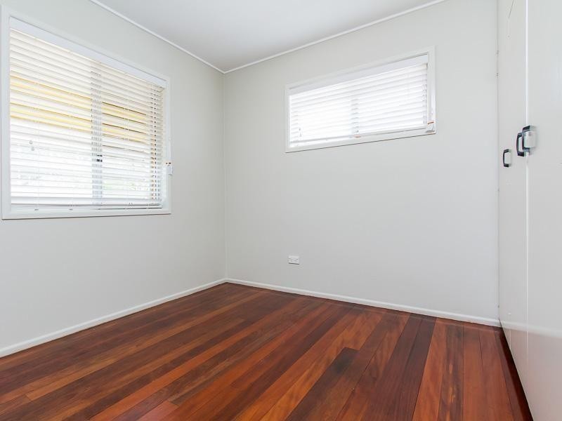 9 Orsan Street, Wynnum West QLD 4178